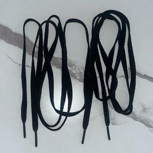 Black shoe laces